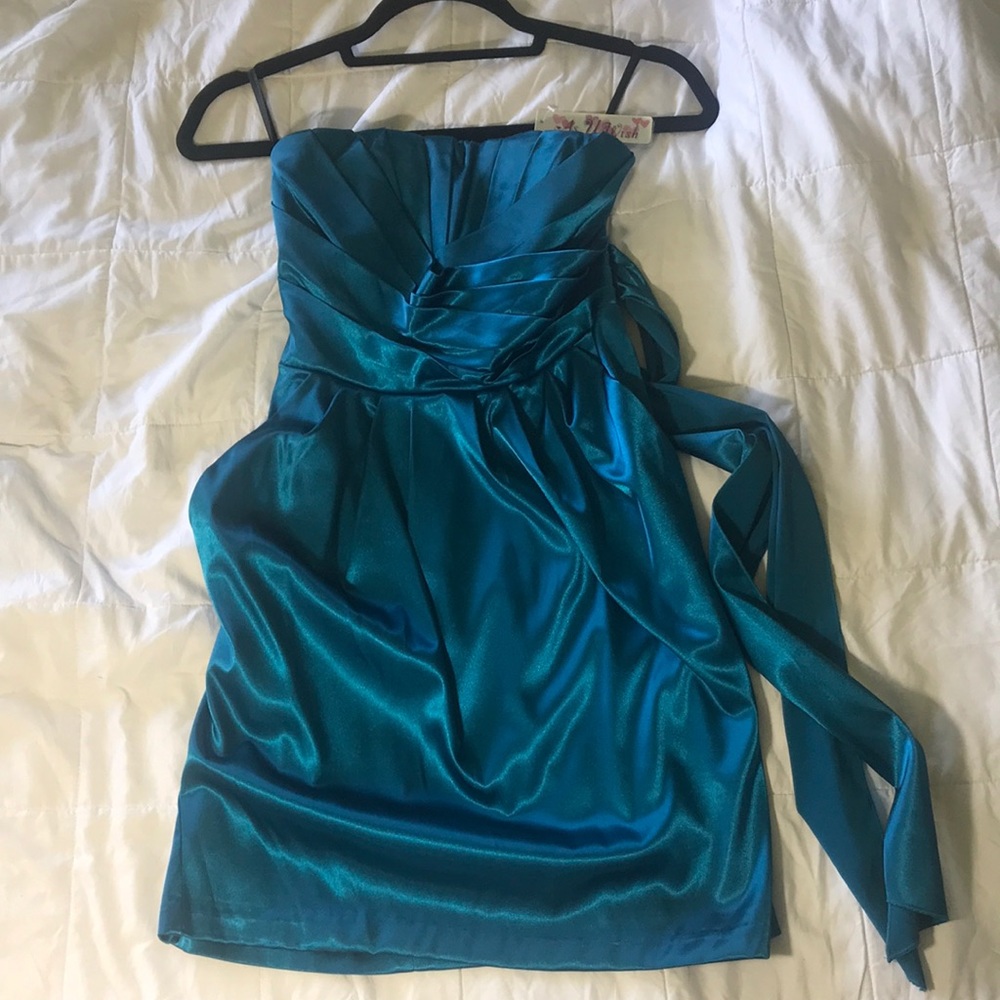 Juniors dress NWT